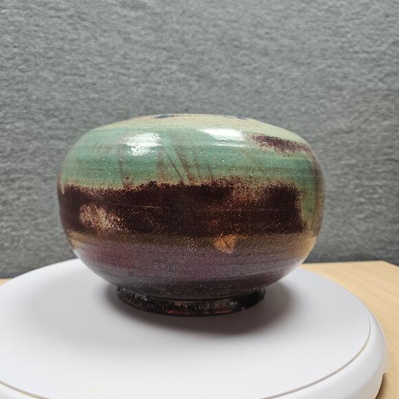 Hand-made Studio Art Pit Fired Pottery Signed with Lyrical description on bottom - Picture 3 of 7